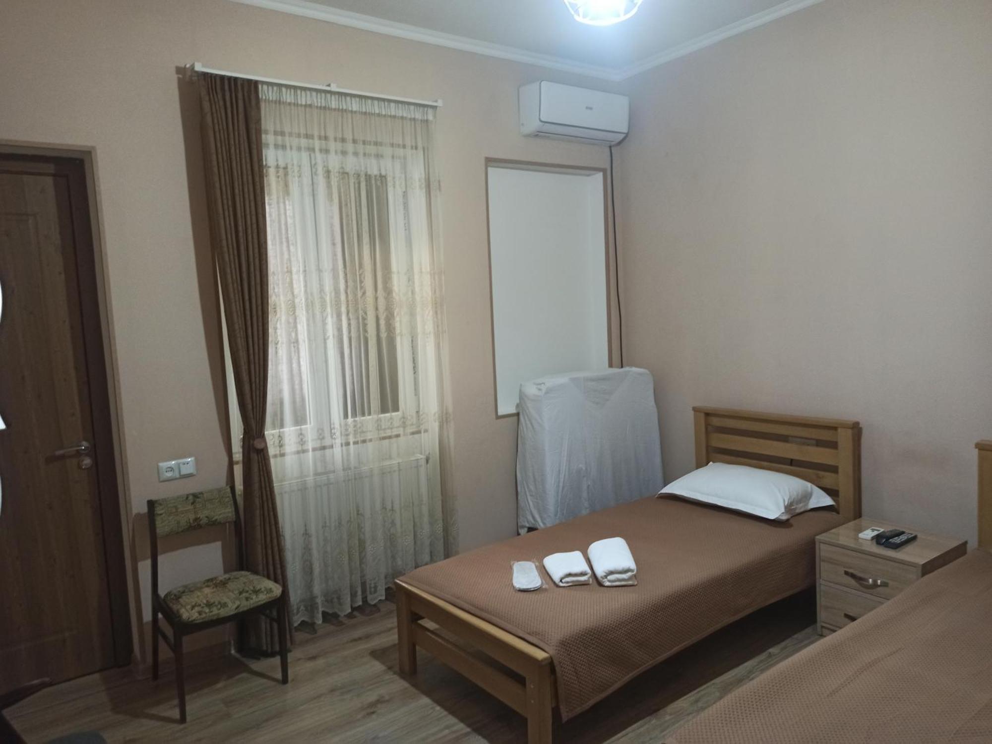 Bal'S House Hotel Tbilisi Ngoại thất bức ảnh